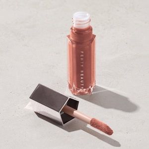 Gloss Bomb, Fenty Beauty “Universal Lip Luminizer”